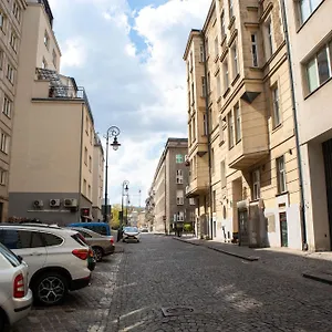 Smolna 9 Centrum Проживание в семье Варшава