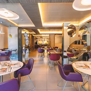 Mercure Centro Colosseo Отель Рим